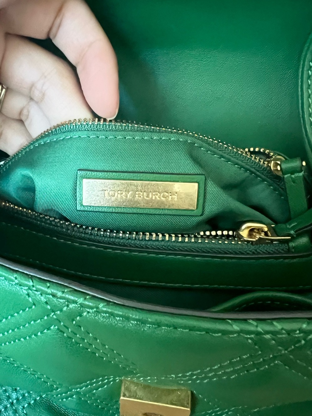 Tory Burch Green Quilted Crossbody with Gold Chain - Fleming Arugula SMALL - Picture 7 of 7